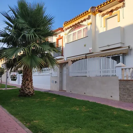 Adosado Frente A La Playa Holiday home